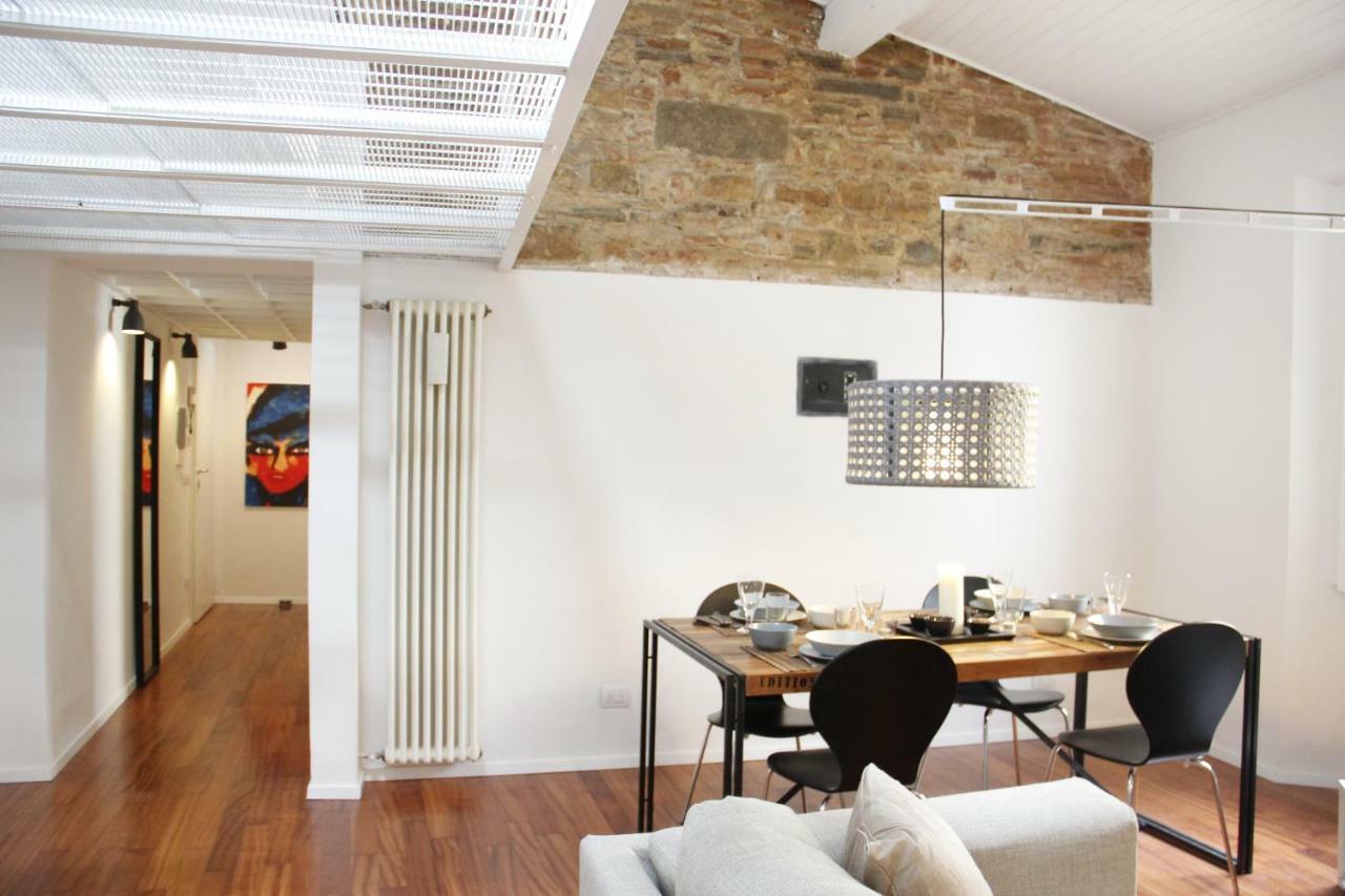 Art Apartment Velluti Firenze Eksteriør billede