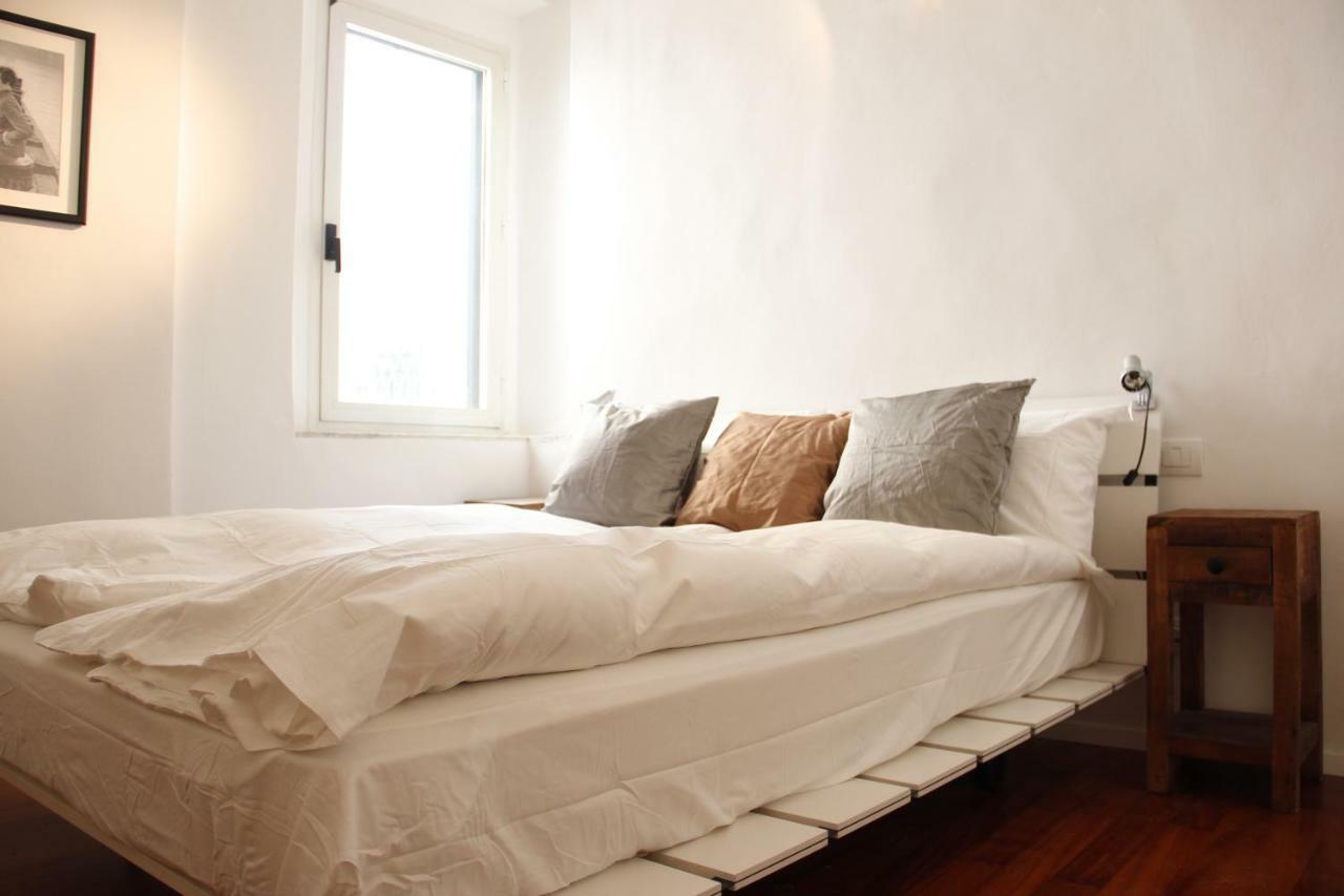 Art Apartment Velluti Firenze Eksteriør billede
